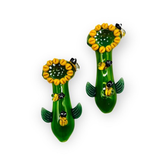5" SUNFLOWER ART W/ BEES HAND PIPE 5" SUNFLOWER ART W/ BEES HAND PIPE